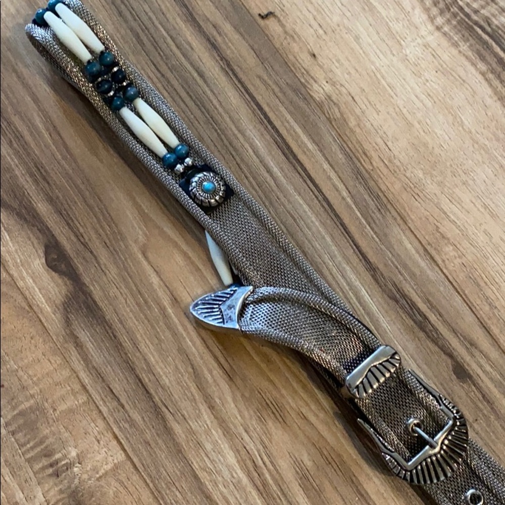 Western style metal/bead belt